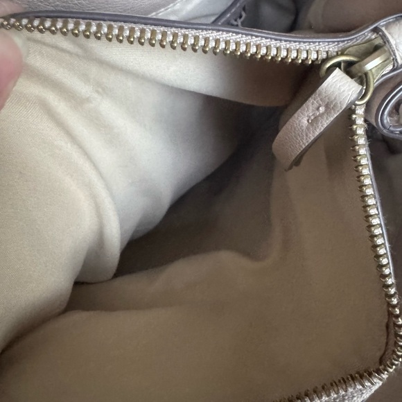 Rosetti Ashley Crossbody bag like new - Picture 14 of 15